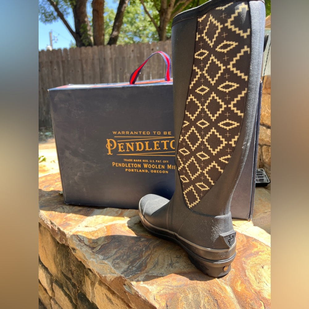 Pendleton Rain Boots